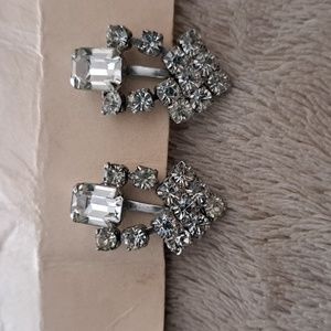 Vntg rhinestone  screw back dangle earrings.